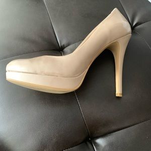 Women’s high heels